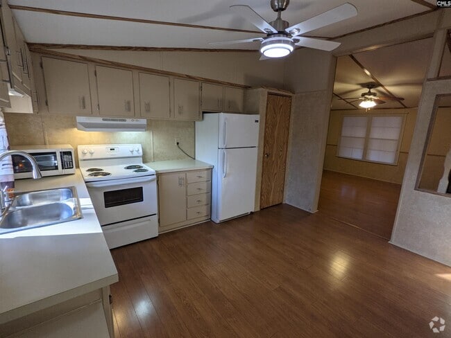 Building Photo - 1993 White Oak Rd Rental