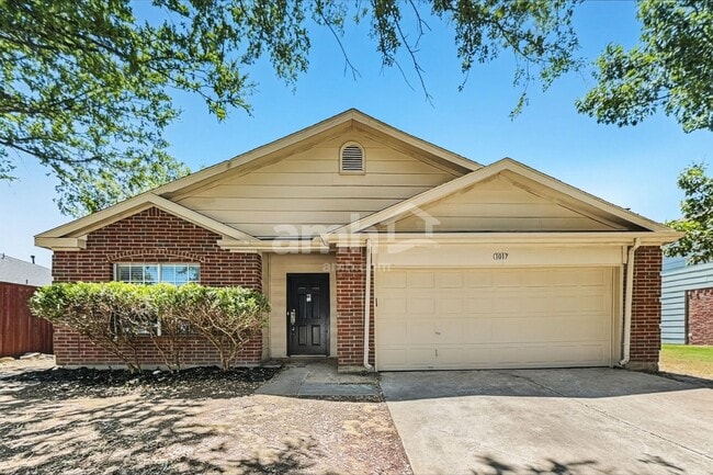 Building Photo - 1017 Greenbend Dr