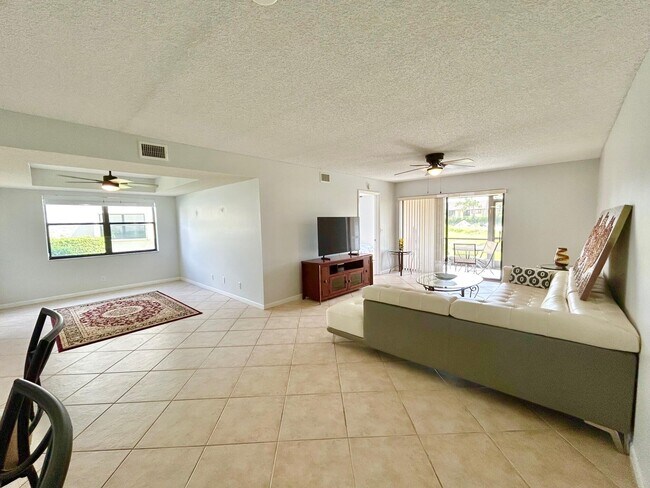 Photo - 7590 Tahiti Ln Unit 101