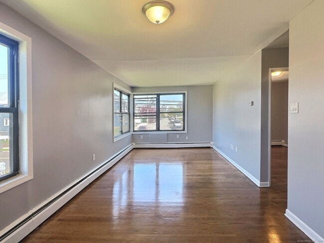 Photo - 185 Palisade Ave Unit 8