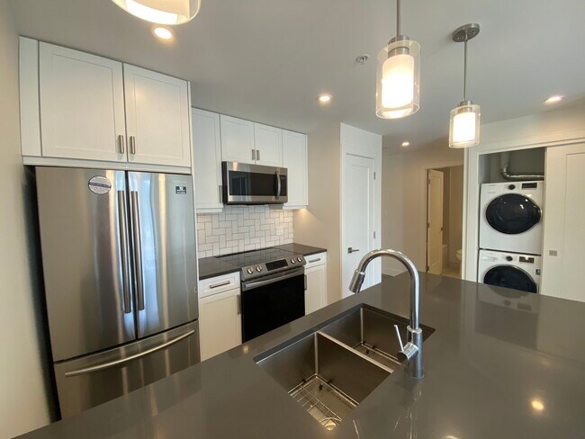 Photo - 119 Haliburton St