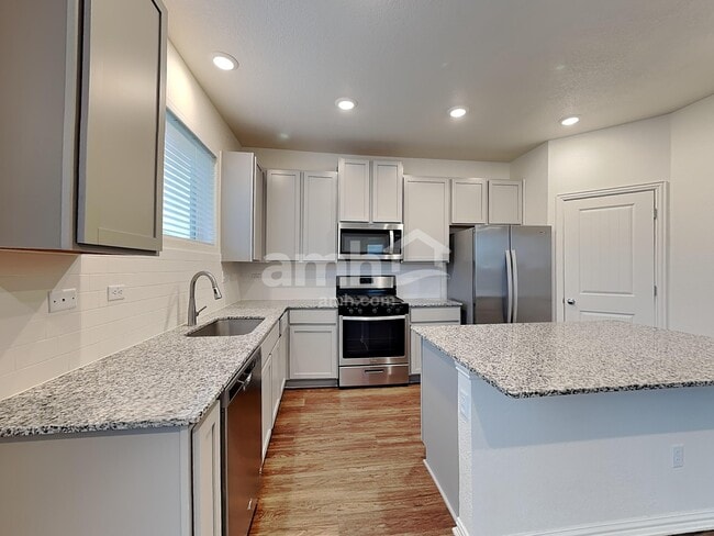 Photo - 2717 Lillybrook Ln