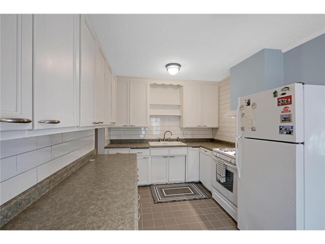 Photo - 5830 Lyndale Ave S Unidad 5830