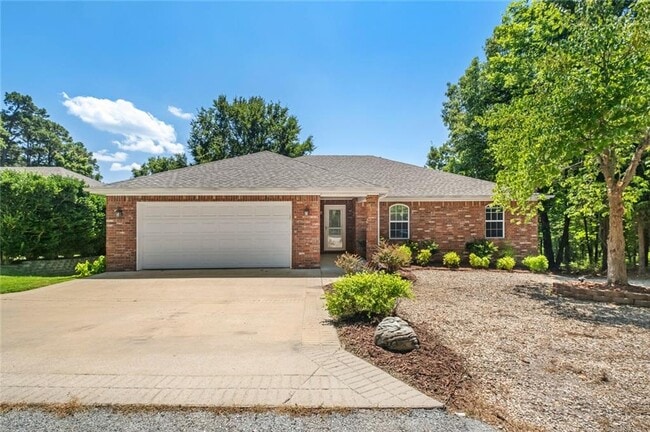 Photo - 99 Buckingham Dr