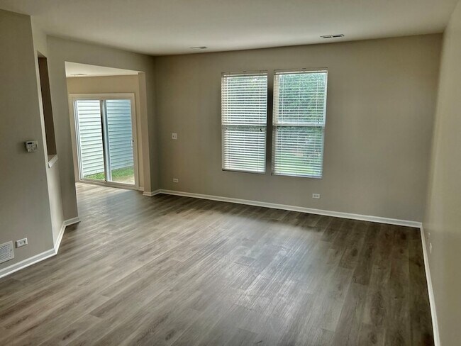 Photo - 508 Metropolitan St