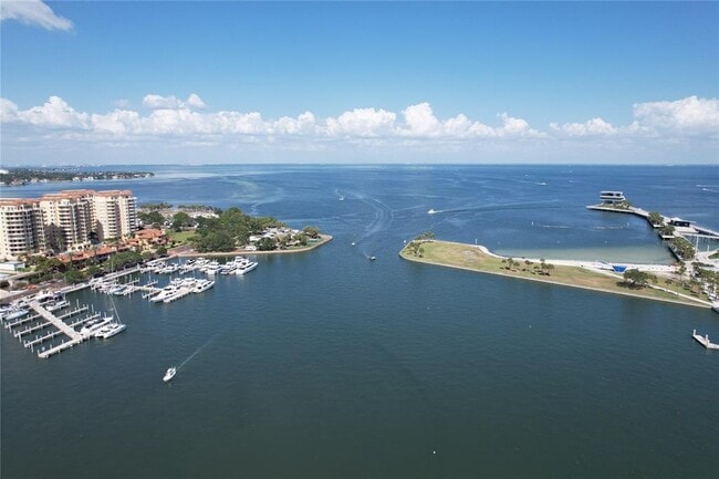 Photo - 1137 Highland St S