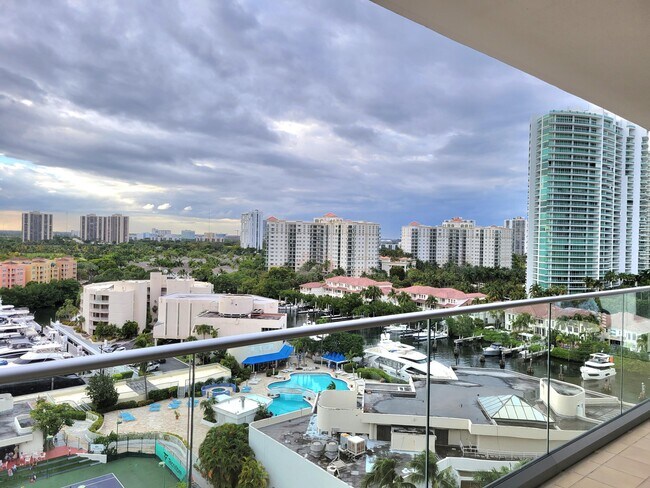 19707 Turnberry Way Unit 14D