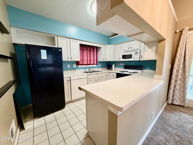 Photo - 749 Yorkwood Pl