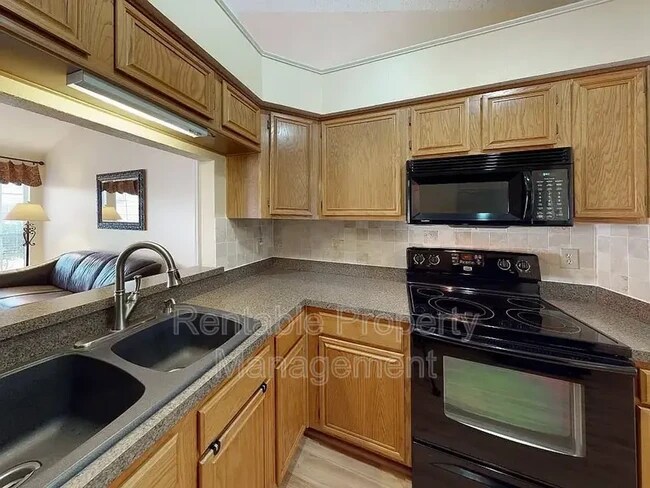 8310 Hidden Spring Dr