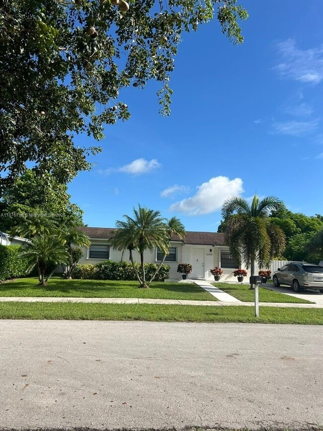 Building Photo - 15341 SW 307th Rd Rental