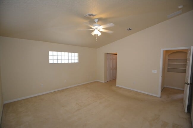 Photo - 31 Port Royal Dr