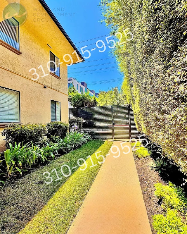 Photo - 1506 S Barrington Ave Unit 104