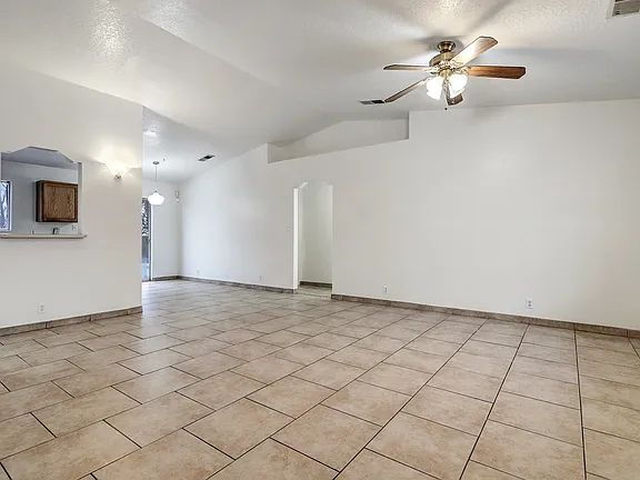 Photo - "Spacious 4-Bedroom Gem on Quartz Dr – Your Ideal Albuquerque Retreat!"