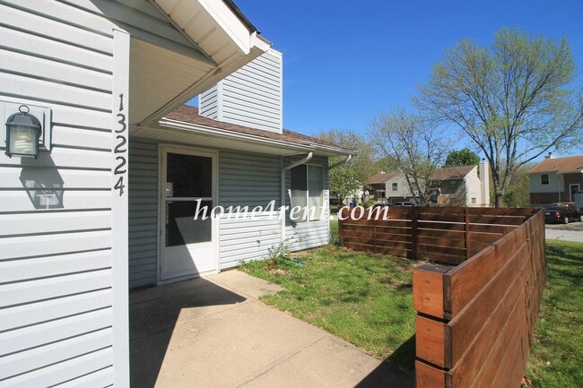 Photo - Cozy Olathe Ranch Style Home w/ Wood Floors!