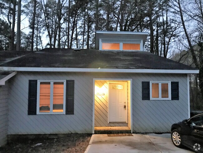 Building Photo - 5652 Thea Ln Unit A Rental