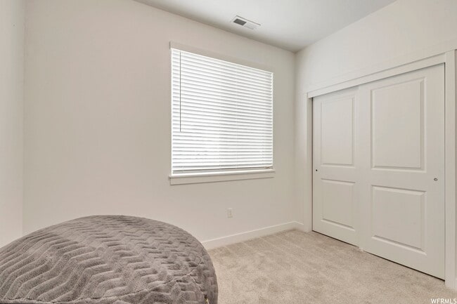 Photo - 456 Willow Leaf Rd