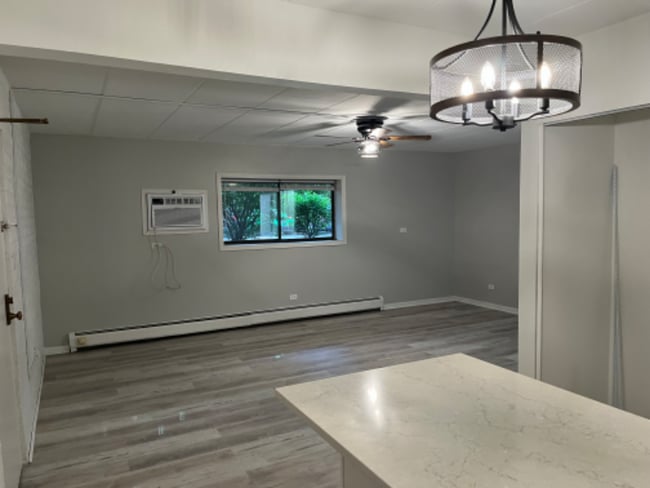 Photo - 154 E Bailey Rd