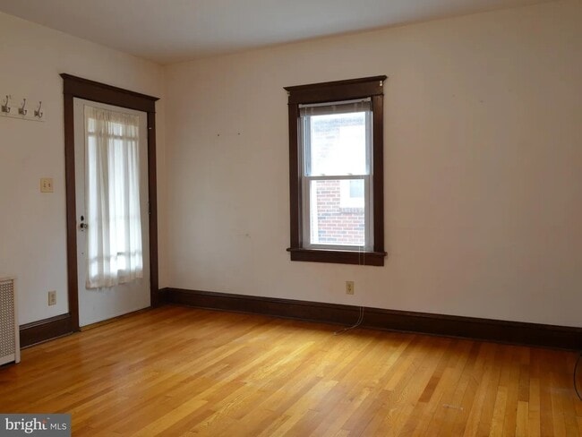 Photo - 2203 Fairview Ave