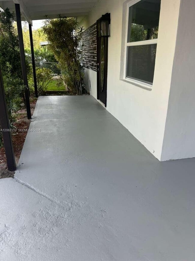Photo - 535 NW 23rd Ave