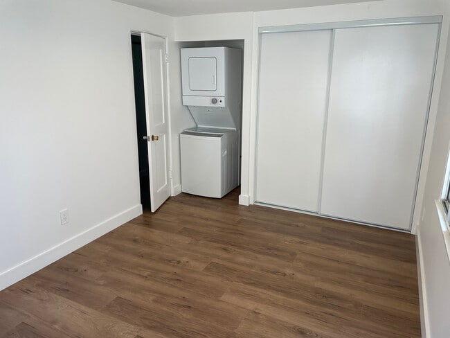 Bedroom - 4361 Stewart Ave