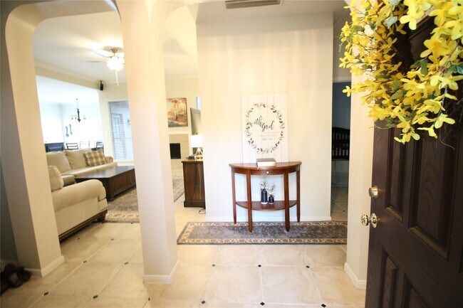 Photo - 114 Chandler Ct