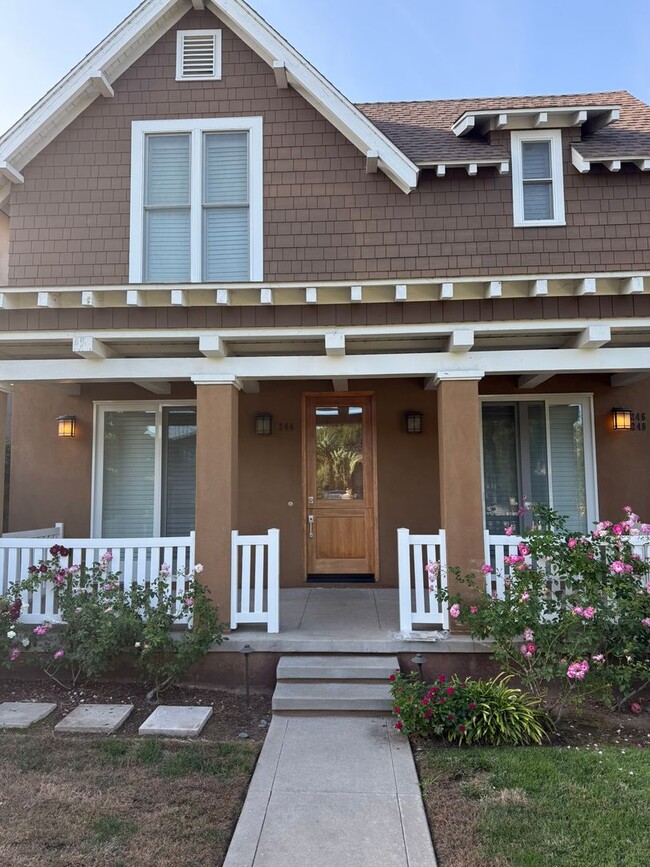 Building Photo - 244-248 B Ave Unit 244 B Ave