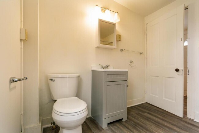 Photo - 333 Madison St