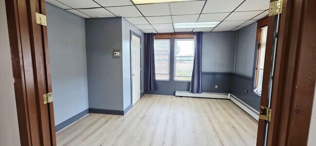 Photo - 198 Broadway Unit 1