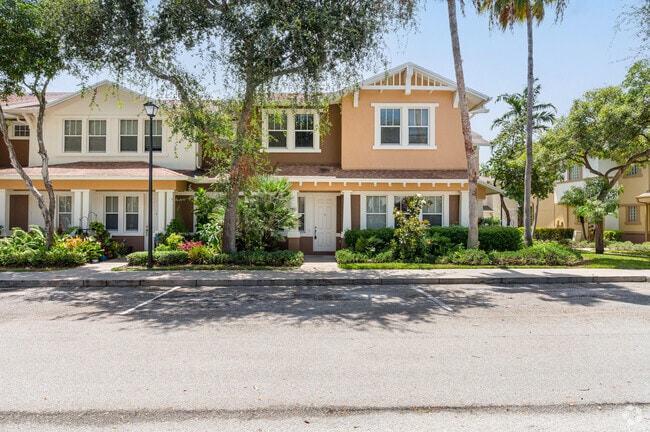 Building Photo - 650 Pacific Grove Dr Rental