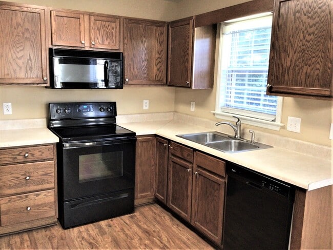 Photo - 5530 Brookdale Ridge Dr