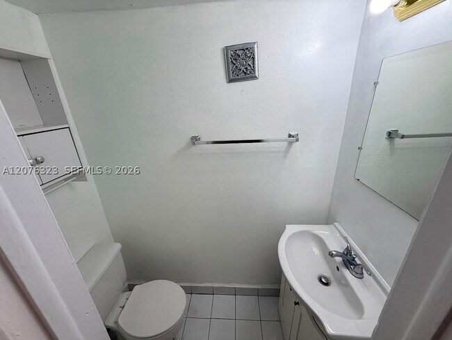 Photo - 1300 W 47th Pl Unit 216A