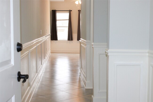 Photo - 1011 Studemont St Unit 107