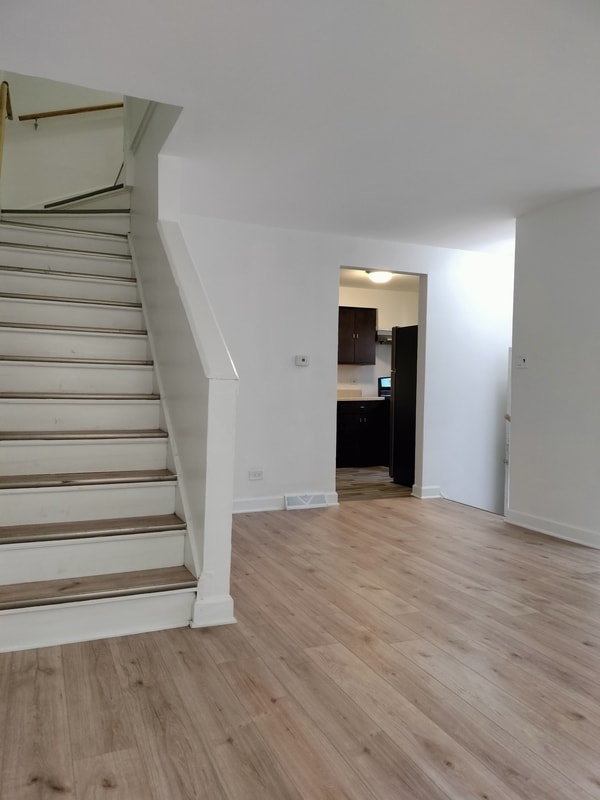 Photo - 7910 S Muskegon Ave