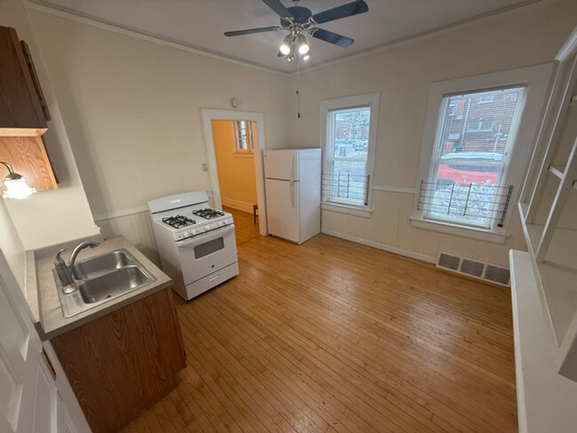 Photo - R&R Investments East LLC Unit 3104