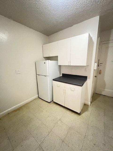 Photo - 625 Gramatan Ave