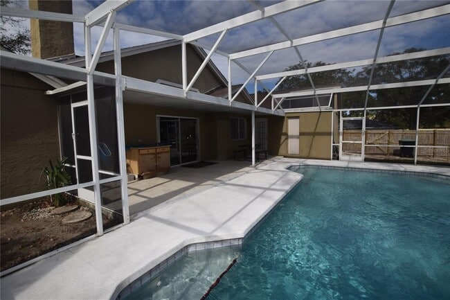 Photo - 6952 Knightswood Dr