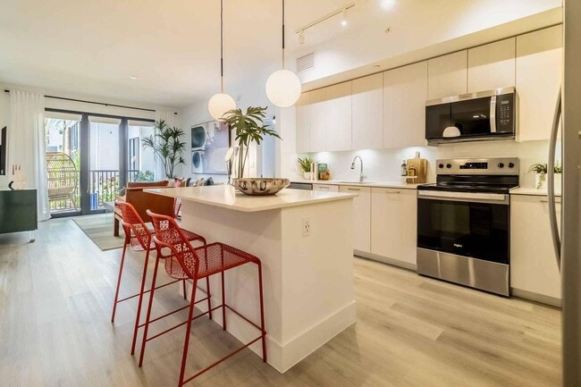 Photo - 2985 SW 122nd Ave Unit 101