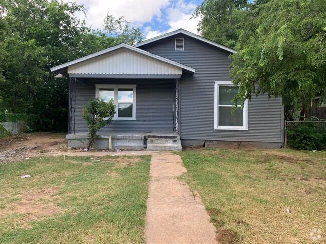 Building Photo - Completely Remodeled 1 Bedroom Home!