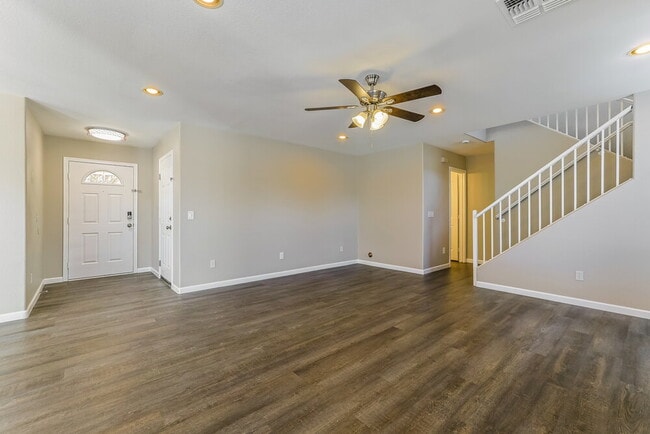 1308 E Clifton Ave