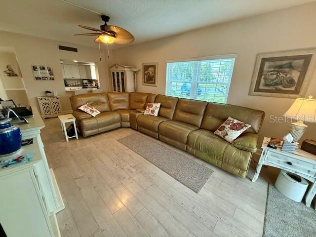 Photo - 404 S Beach St Unidad 101