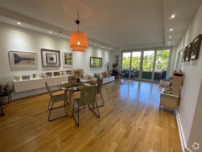 Building Photo - 151 Crandon Blvd Unit 336 Rental