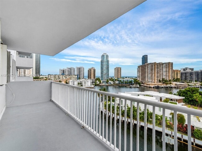 Photo - 137 Golden Isles Dr Unit 804