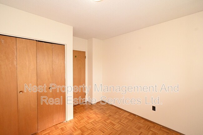 Photo - 215 McIntyre Crescent Unité 1