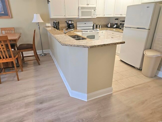 Photo - 1009 World Tour Blvd