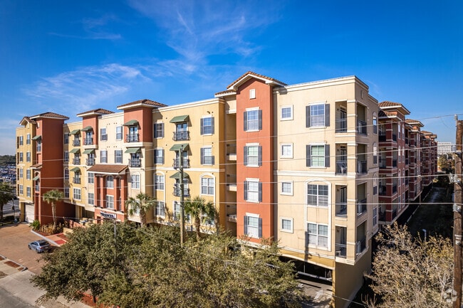 1711 Old Spanish Trl - The Valencia Apartments