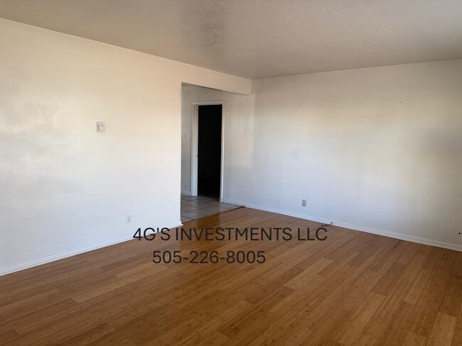 Building Photo - 2627 N Mossman Dr Rental