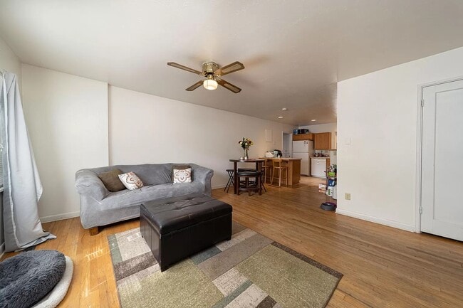 Photo - 1410 Hall Ave