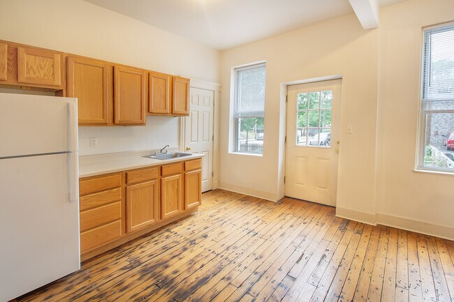 Photo - 328 Franklin Ave