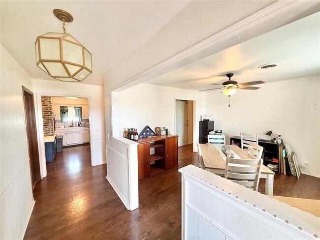 Photo - 1305 E Andy St