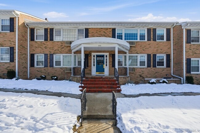 Building Photo - 240 S Broadway Unit 4D